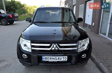 Внедорожник / Кроссовер Mitsubishi Pajero Wagon 2007 в 