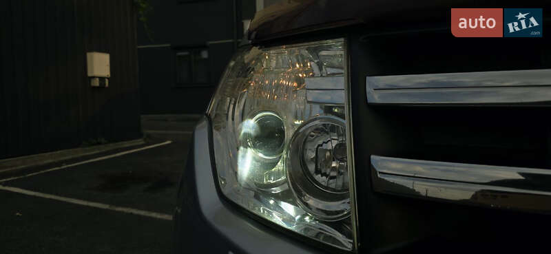 Внедорожник / Кроссовер Mitsubishi Pajero Wagon 2010 в Житомире