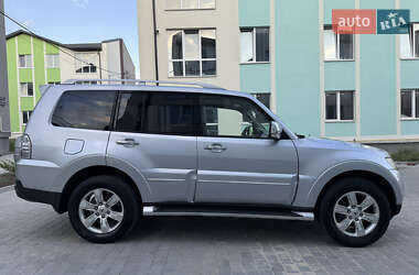 Внедорожник / Кроссовер Mitsubishi Pajero Wagon 2008 в 