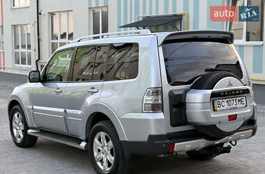 Внедорожник / Кроссовер Mitsubishi Pajero Wagon 2008 в 
