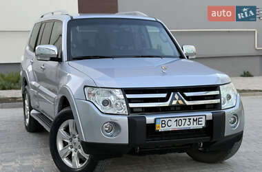 Внедорожник / Кроссовер Mitsubishi Pajero Wagon 2008 в 