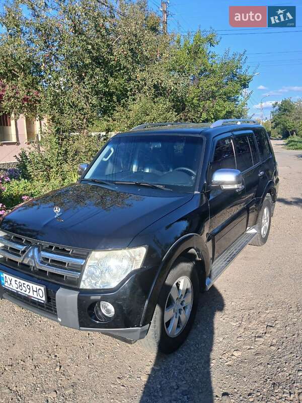 Внедорожник / Кроссовер Mitsubishi Pajero Wagon 2008 в Харькове