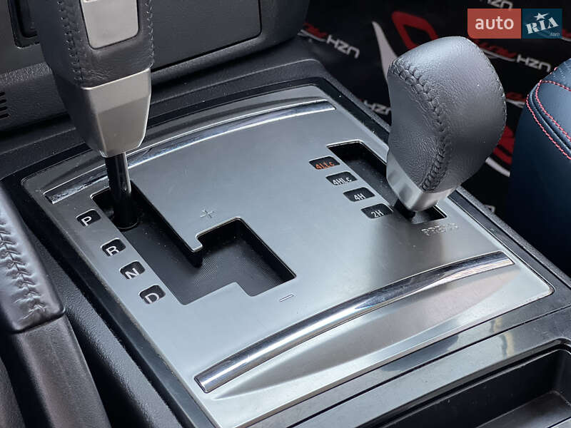 Внедорожник / Кроссовер Mitsubishi Pajero Wagon 2017 в Ужгороде