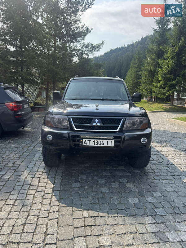 Mitsubishi Pajero Wagon 2004