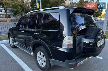 Внедорожник / Кроссовер Mitsubishi Pajero Wagon 2008 в 