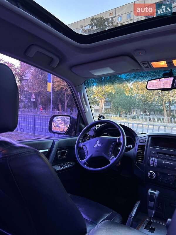 Внедорожник / Кроссовер Mitsubishi Pajero Wagon 2008 в Харькове