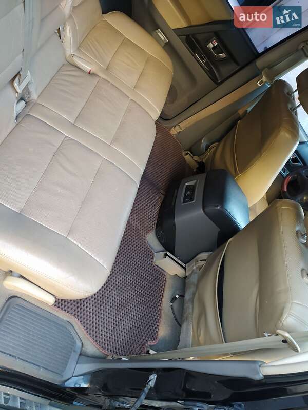 Внедорожник / Кроссовер Mitsubishi Pajero Wagon 2004 в Вышгороде