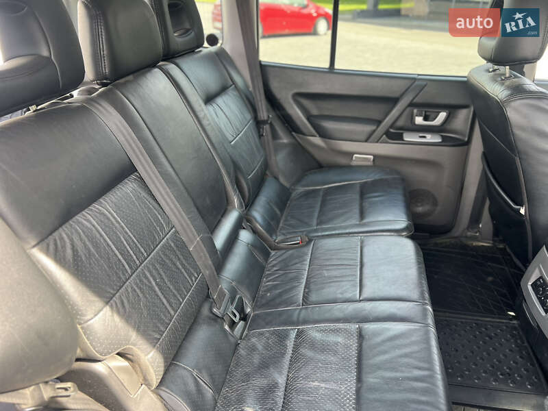 Внедорожник / Кроссовер Mitsubishi Pajero Wagon 2006 в Светловодске фото 12 Внедорожник / Кроссовер Mitsubishi Pajero Wagon 2006 в Светловодске