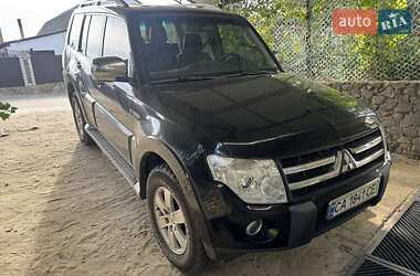 Внедорожник / Кроссовер Mitsubishi Pajero Wagon 2007 в 