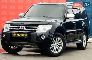 Внедорожник / Кроссовер Mitsubishi Pajero Wagon 2008 в 