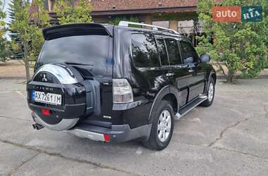 Внедорожник / Кроссовер Mitsubishi Pajero Wagon 2008 в 