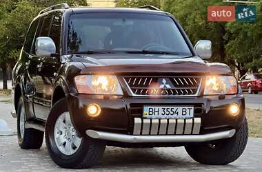Внедорожник / Кроссовер Mitsubishi Pajero Wagon 2005 в 