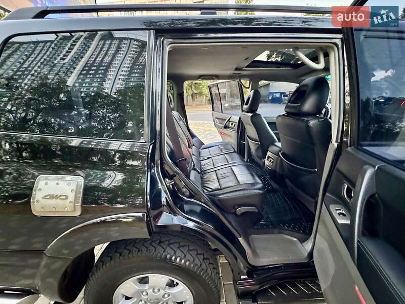 Внедорожник / Кроссовер Mitsubishi Pajero Wagon 2005 в Одессе