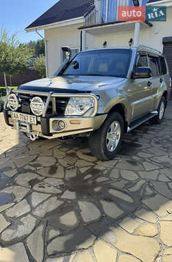 Внедорожник / Кроссовер Mitsubishi Pajero Wagon 2007 в 