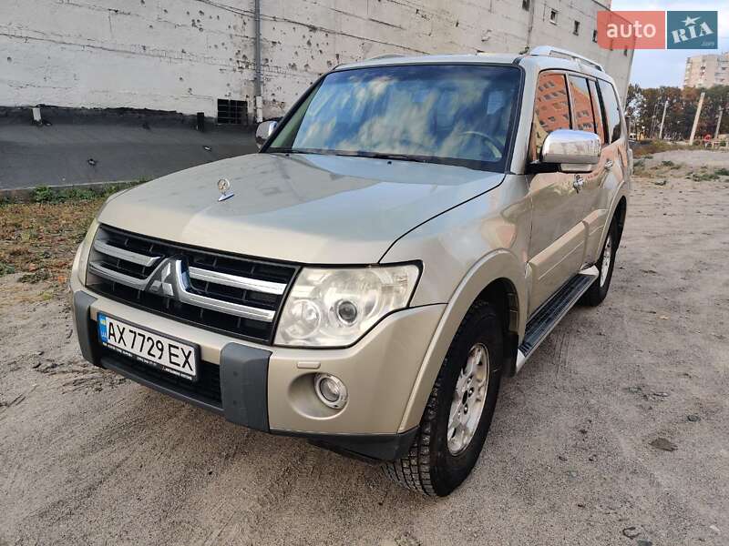 Внедорожник / Кроссовер Mitsubishi Pajero Wagon 2008 в Харькове