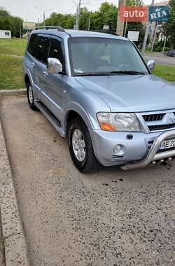 Внедорожник / Кроссовер Mitsubishi Pajero Wagon 2003 в 