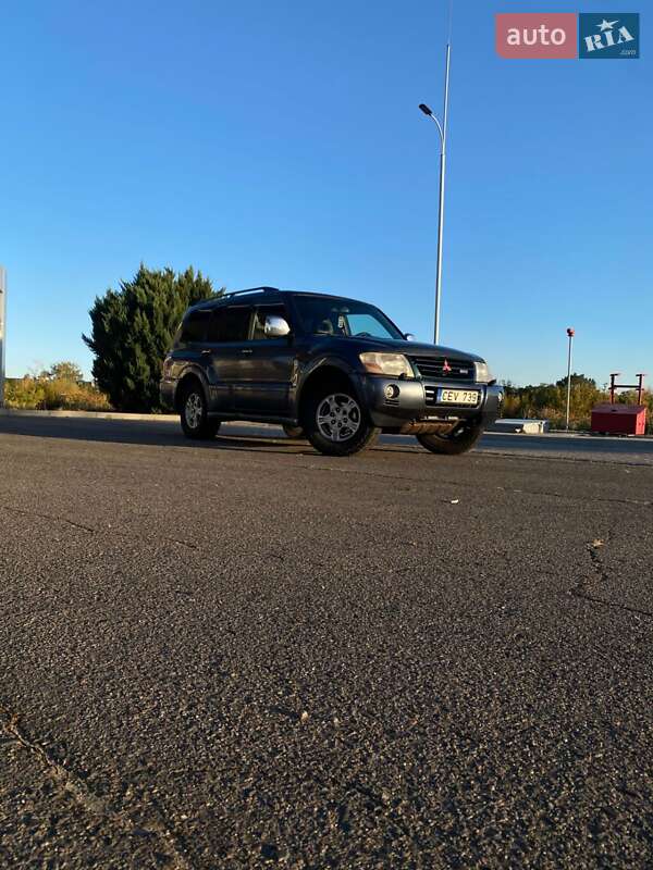 Внедорожник / Кроссовер Mitsubishi Pajero Wagon 2006 в Изюме