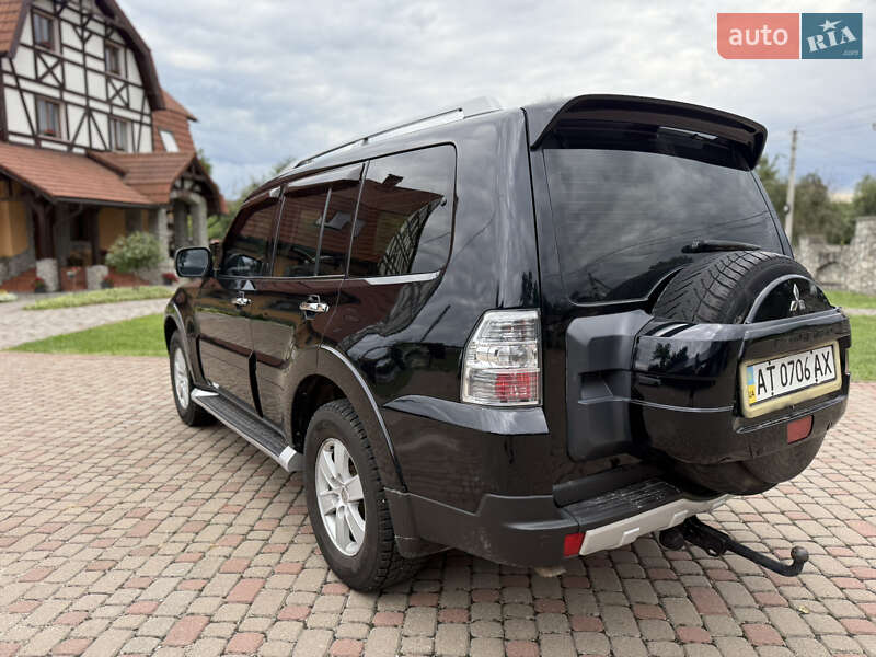 Внедорожник / Кроссовер Mitsubishi Pajero Wagon 2008 в Калуше