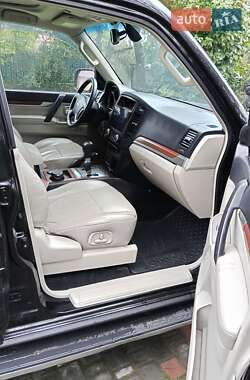 Внедорожник / Кроссовер Mitsubishi Pajero Wagon 2008 в 