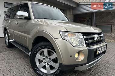 Внедорожник / Кроссовер Mitsubishi Pajero Wagon 2007 в 