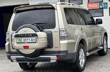 Внедорожник / Кроссовер Mitsubishi Pajero Wagon 2007 в 