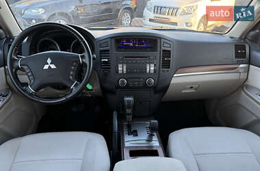 Позашляховик / Кросовер Mitsubishi Pajero Wagon 2007 в 