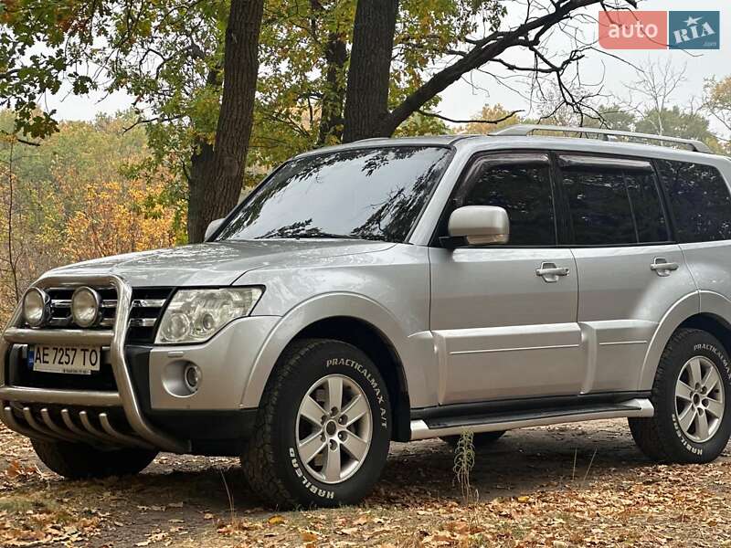Позашляховик / Кросовер Mitsubishi Pajero Wagon 2007 в Павлограді
