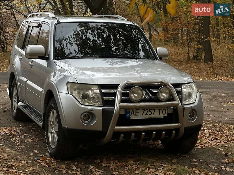 Позашляховик / Кросовер Mitsubishi Pajero Wagon 2007 в Павлограді