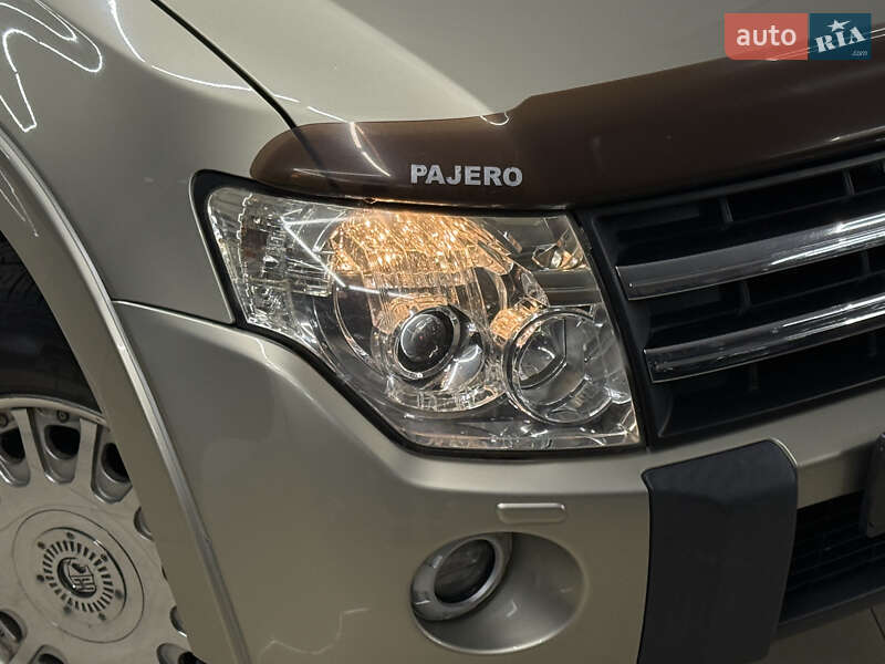 Позашляховик / Кросовер Mitsubishi Pajero Wagon 2008 в Миколаєві