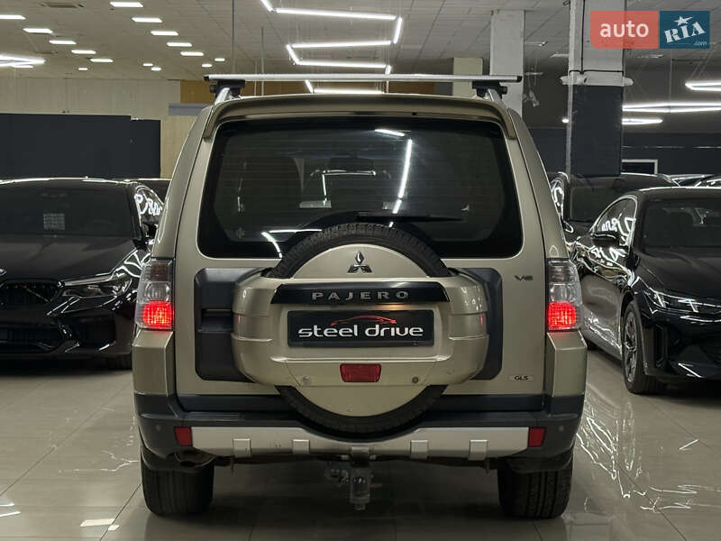 Позашляховик / Кросовер Mitsubishi Pajero Wagon 2008 в Миколаєві