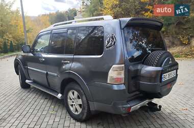Внедорожник / Кроссовер Mitsubishi Pajero Wagon 2007 в Вишневце
