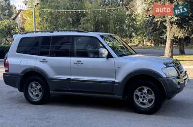 Позашляховик / Кросовер Mitsubishi Pajero Wagon 2003 в 