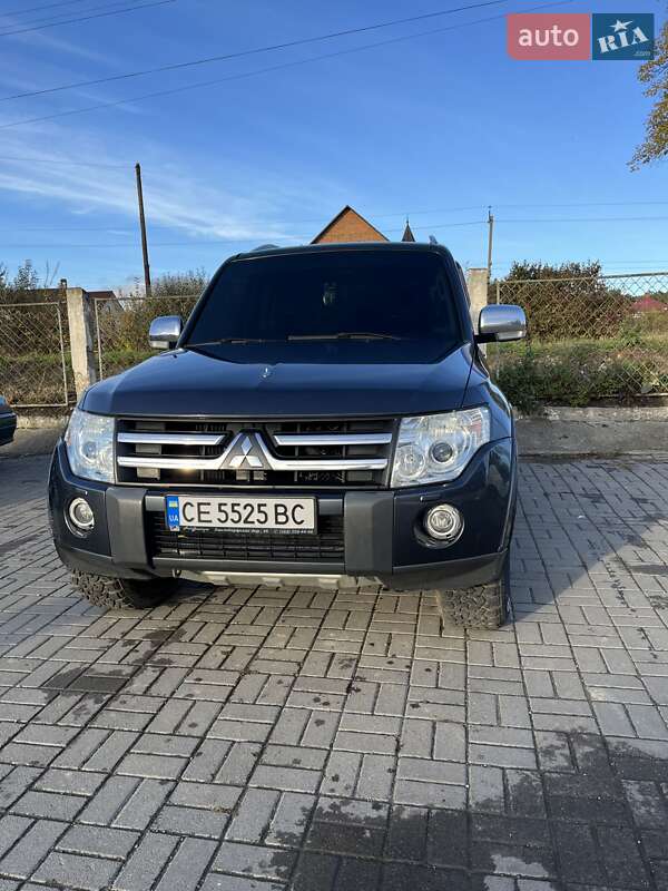 Внедорожник / Кроссовер Mitsubishi Pajero Wagon 2007 в 