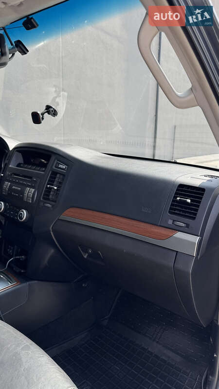 Позашляховик / Кросовер Mitsubishi Pajero Wagon 2007 в Буську фото 14 Позашляховик / Кросовер Mitsubishi Pajero Wagon 2007 в Буську
