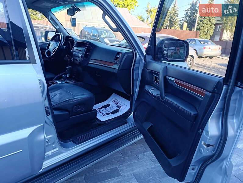 Позашляховик / Кросовер Mitsubishi Pajero Wagon 2008 в Кропивницькому