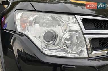 Внедорожник / Кроссовер Mitsubishi Pajero Wagon 2015 в 