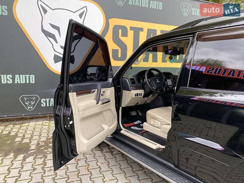 Внедорожник / Кроссовер Mitsubishi Pajero Wagon 2015 в Хмельницком фото 14 Внедорожник / Кроссовер Mitsubishi Pajero Wagon 2015 в Хмельницком