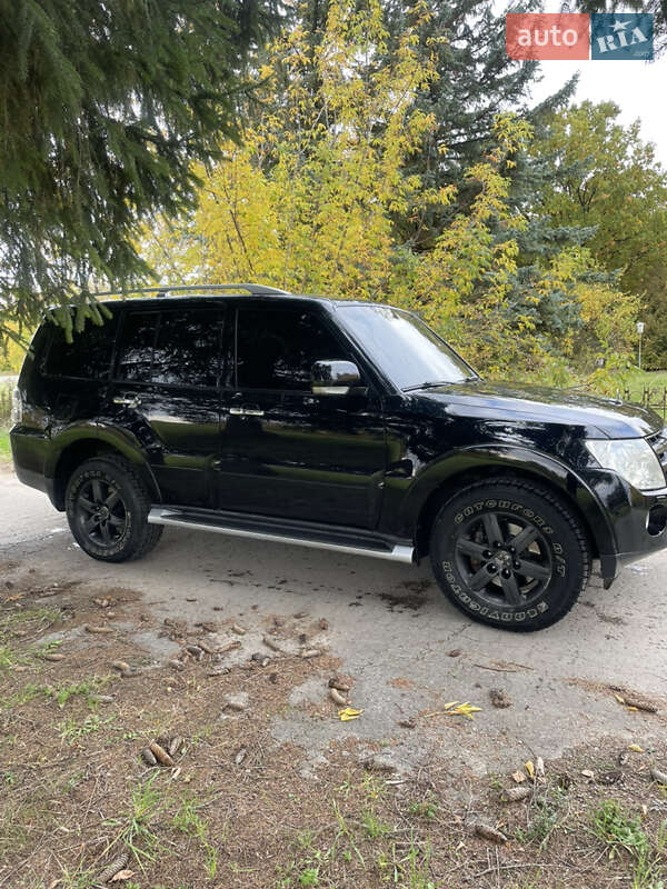 Внедорожник / Кроссовер Mitsubishi Pajero Wagon 2008 в Тернополе