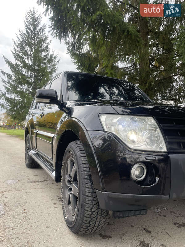 Внедорожник / Кроссовер Mitsubishi Pajero Wagon 2008 в Тернополе
