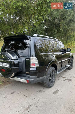 Внедорожник / Кроссовер Mitsubishi Pajero Wagon 2008 в 