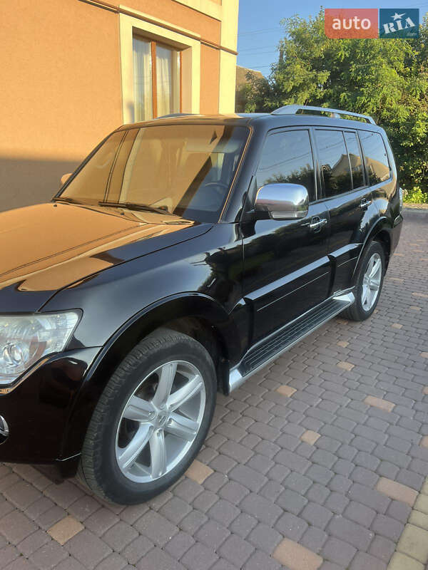 Внедорожник / Кроссовер Mitsubishi Pajero Wagon 2008 в Львове
