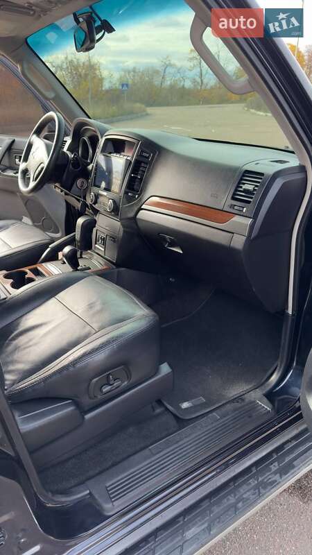 Позашляховик / Кросовер Mitsubishi Pajero Wagon 2007 в Житомирі