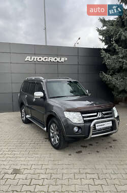 Внедорожник / Кроссовер Mitsubishi Pajero Wagon 2011 в Одессе