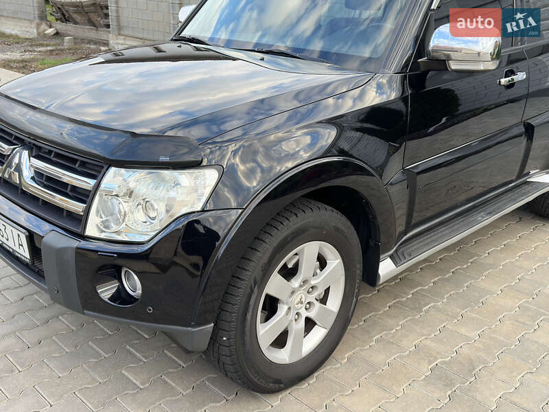 Позашляховик / Кросовер Mitsubishi Pajero Wagon 2007 в Одесі