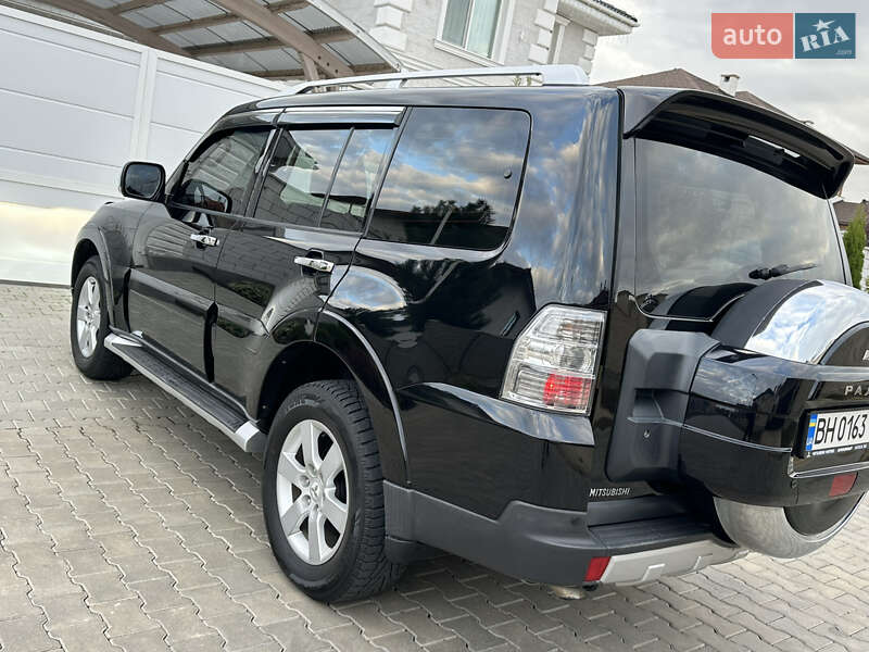 Позашляховик / Кросовер Mitsubishi Pajero Wagon 2007 в Одесі