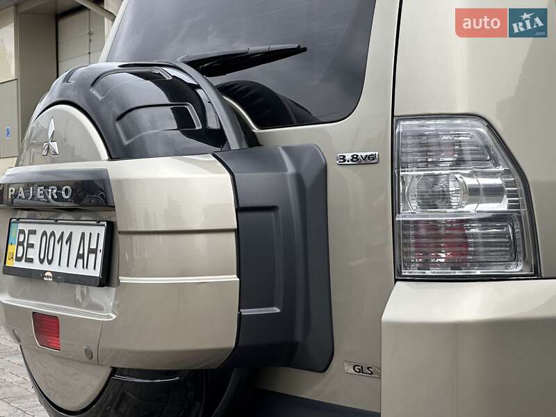 Позашляховик / Кросовер Mitsubishi Pajero Wagon 2007 в Миколаєві