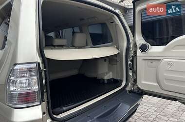 Внедорожник / Кроссовер Mitsubishi Pajero Wagon 2007 в 