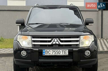 Внедорожник / Кроссовер Mitsubishi Pajero Wagon 2007 в 