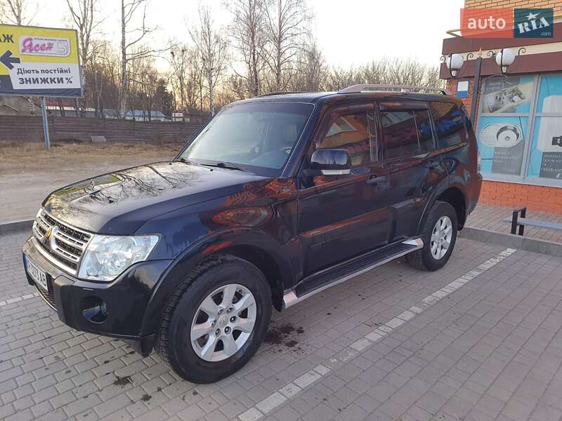 Позашляховик / Кросовер Mitsubishi Pajero Wagon 2010 в Старокостянтинові