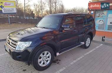 Позашляховик / Кросовер Mitsubishi Pajero Wagon 2010 в  фото 7 Позашляховик / Кросовер Mitsubishi Pajero Wagon 2010 в